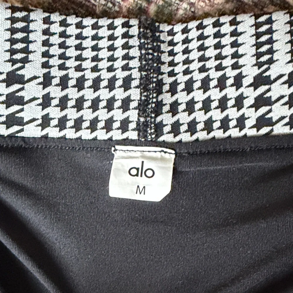 ALO Tennis Skort - Picture 3 of 6